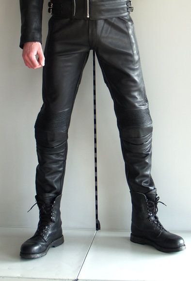 Motorrad-Lederhose klassisch von leather Maniacs - Leather Maniacs